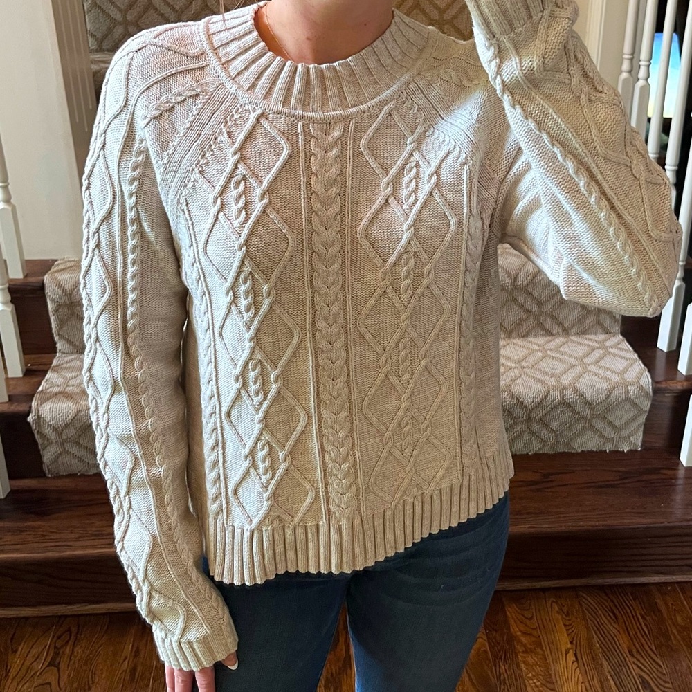GAP chunky knit sweater, size medium
